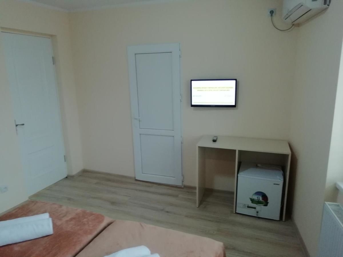 Гостевой дом Yellow House Тбилиси