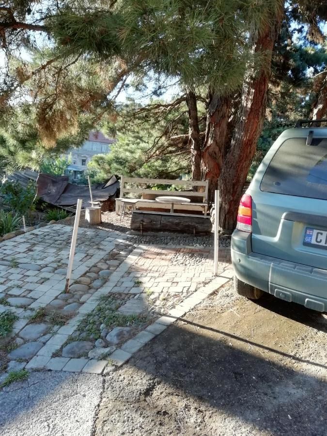 Гостевой дом Yellow House Тбилиси-38