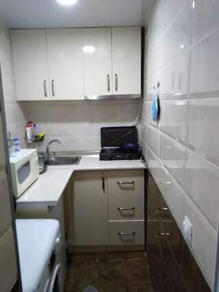 Гостевой дом Yellow House Тбилиси-1