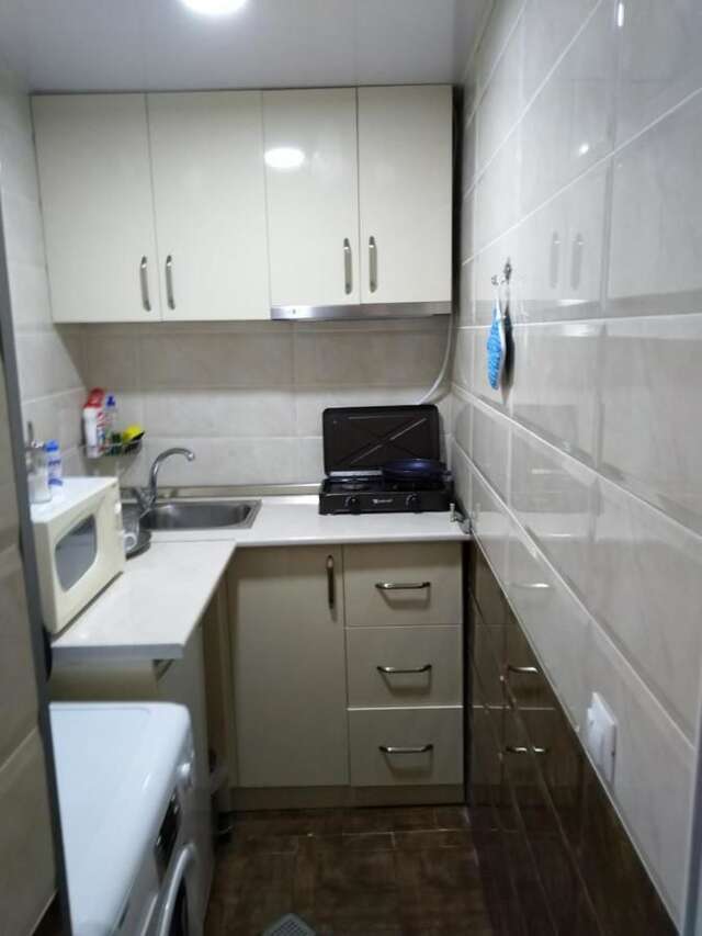 Гостевой дом Yellow House Тбилиси-4