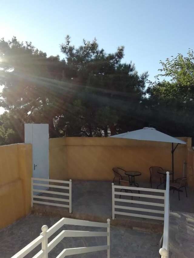 Гостевой дом Yellow House Тбилиси-33